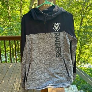 Women’s Raiders sweatshirt! Looks BRAND NEW!! without tags. VERY NICE!